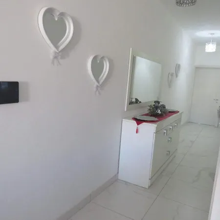 Apartment Marsaxlokk Sea Side 2 Bedroom Luqa