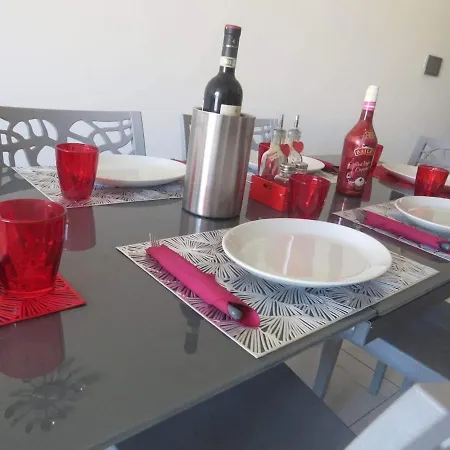 Marsaxlokk Sea Side 2 Bedroom *